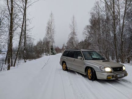Subaru Forester 2.0 AT, 1999, 400 000 км