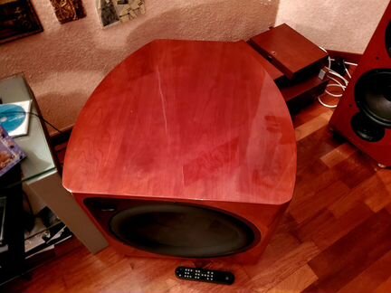 Kef сабвуфер топовый 18