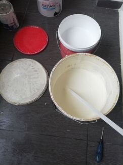 Краска светлый беж и белая