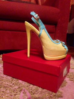 Босоножки (сабо) на высоком каблуке