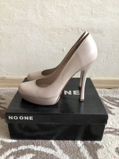 Туфли no one mascotte