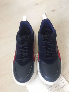 Кроссовки Valentino