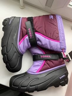 Sorel новые зимние сапоги подростковые / женские