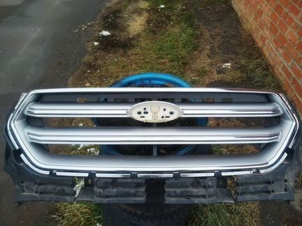 Решетка радиатора Форд Куга