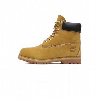 Классические бежевые ботинки