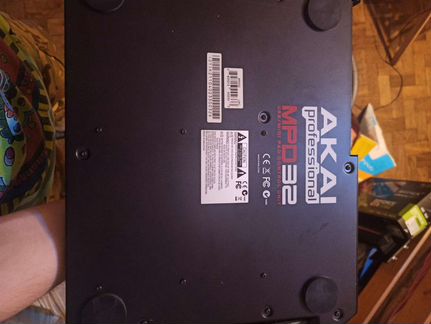 Dj контролер akai mpd32