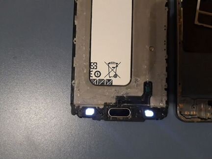 Телефон Samsung А710