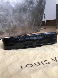Оригинал сумка клатч Louis Vuitton Epi Sobe черный