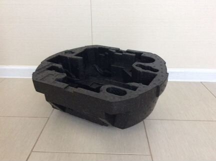 Вклад под запасное колесо Volkswagen Jetta б/у