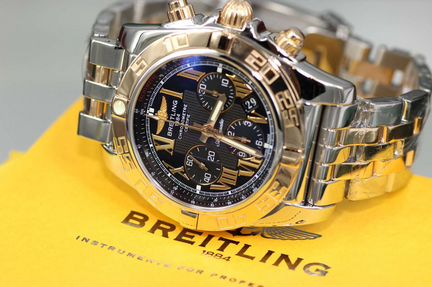 Часы breitling Chronomat 44 CB0110