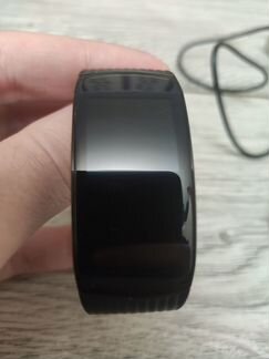 Умные часы Samsung Gear Fit2 Pro лот 135