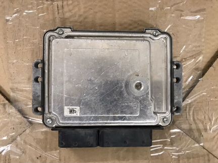 Блок управления двигателем PCM Ford Focus 3