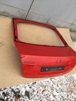 Skoda Rapid крышка багажника с 2012-19 г