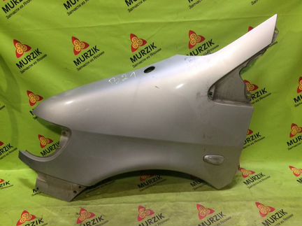 Крыло левое Mercedes V-Class W638 111.980 2.3L