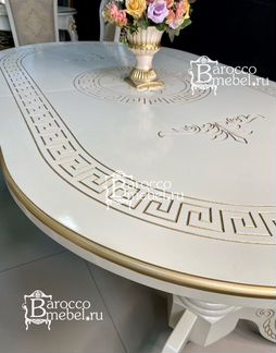 Стулья и столы версачи