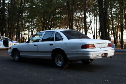 Ford Crown Victoria 4.6 AT, 1992, 240 000 км