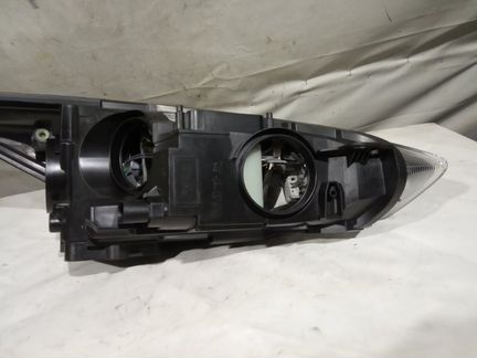 Фара левая Ford Focus ST