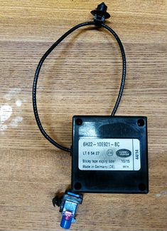 Антенна GPS Land Rover Discovery 4