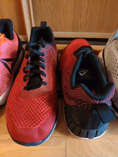 Кроссовки Reebok 4 разные пары