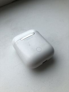 AirPods (первая версия) Беспроводные наушники