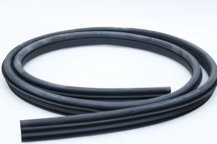 Уплотнитель двери задней Ford Focus 2004-2011