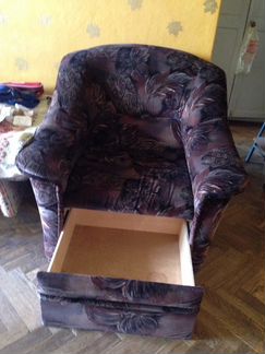 Кресла: велюровое-1шт. и гобеленовые-2шт