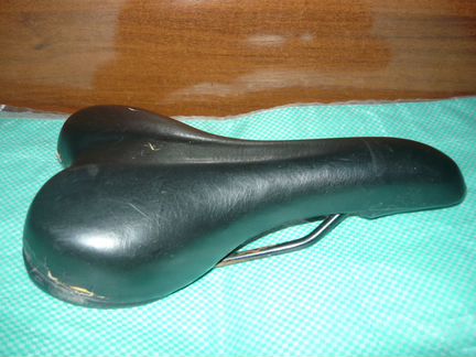 Седло велосипедное