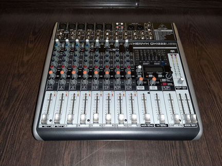 Пульт Behringer xenyx QX1222USB
