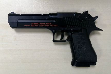 Детский игрушечный пистолет «Пустынный орёл»