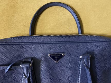 Портфель Prada