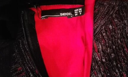 Платье черно-красное