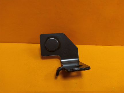 Кронштейн радиатора Mitsubishi Outlander 3 2012-Нв