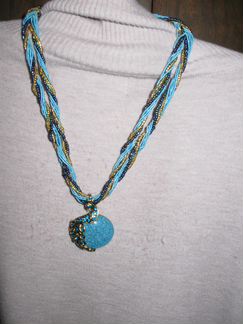 Стильные колье