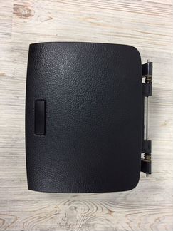 Бардачок с торпедо передний верхний Vw Touareg 7P