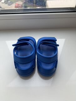 Сандалии Adidas новые