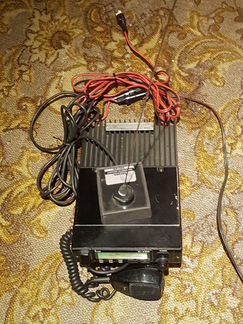 Радиостанция icom IC-V100