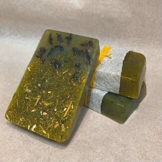 Ромашковое мыло с зелёным чаем и маслами