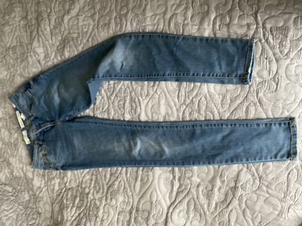 Джинсы скинни моделирующие 38 р