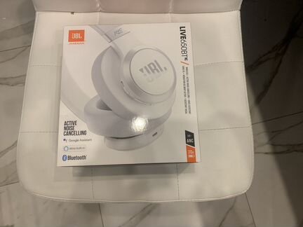 Беспроводные наушники JBL Live 650btnc white