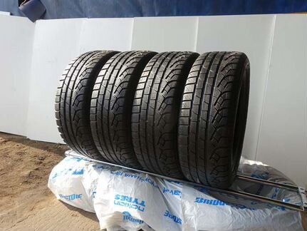 225 45 18 pirelli winter 210 S2 RSC шины r18 y n