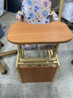 Детский столик и стульчик для кормления